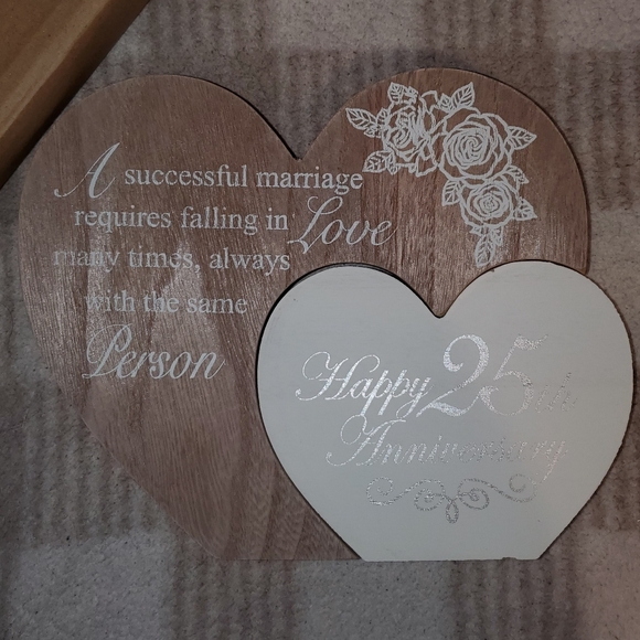 NIB 3D Heart Shaped Wedding Anniversary Memento with Reversible Number Heart - Picture 4 of 13